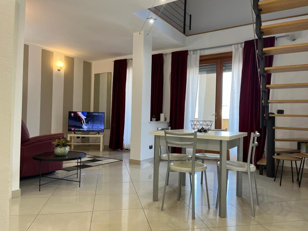 Rive Dora Ivrea Apartman Kültér fotó