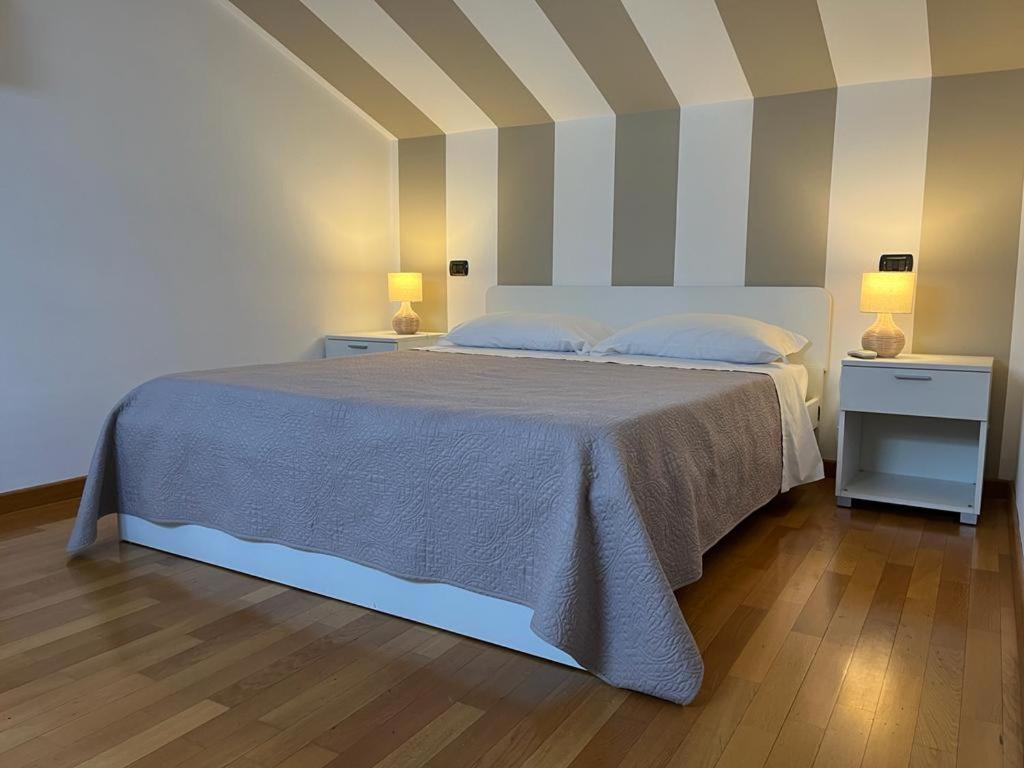 Rive Dora Ivrea Apartman Kültér fotó